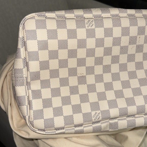 Louis Vuitton Neverfull GM - Picture 6 of 8